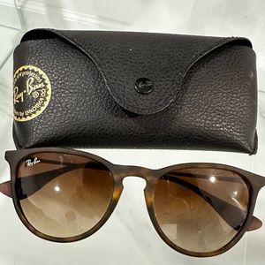 Ray-Ban ‘Erika Classic’